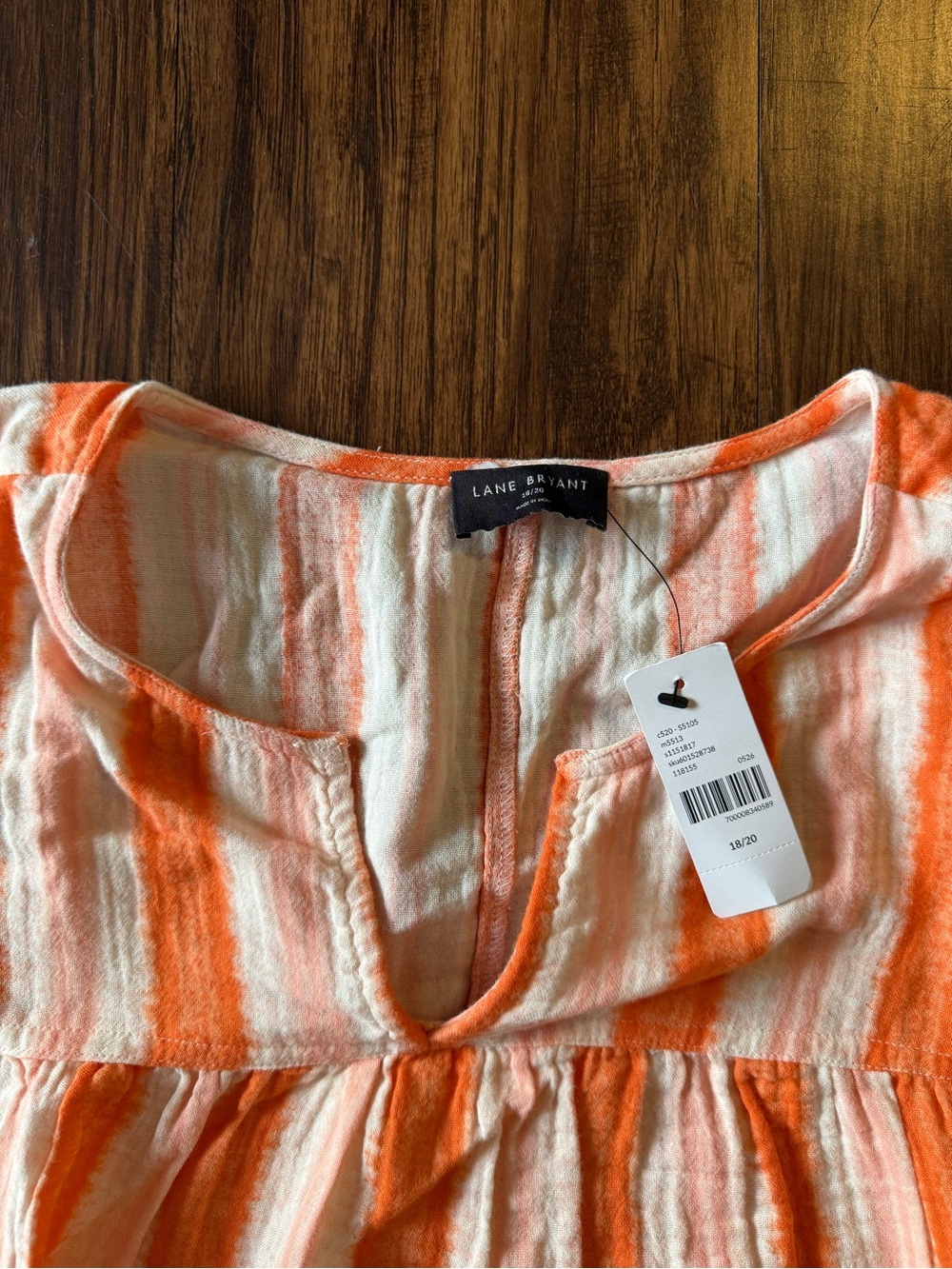 Lane Bryant, 18/20. NWT. Orange and White Striped Short Sleeve Peasant Top - Picture 2 of 4